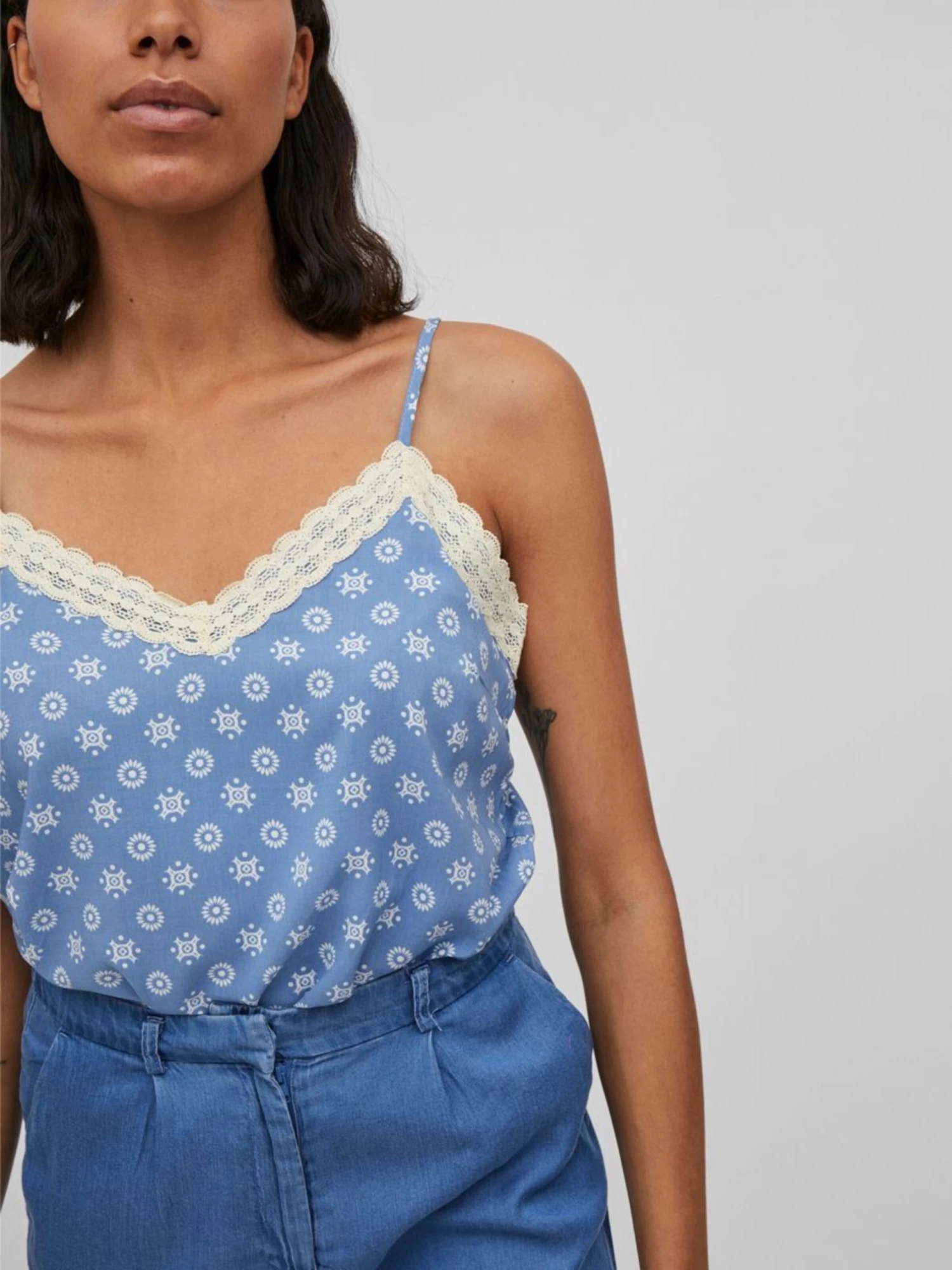 Vila Kanten Tops Top Dames Blauw 9 Vila Kanten Tops Top Dames Blauw - Afbeelding 7