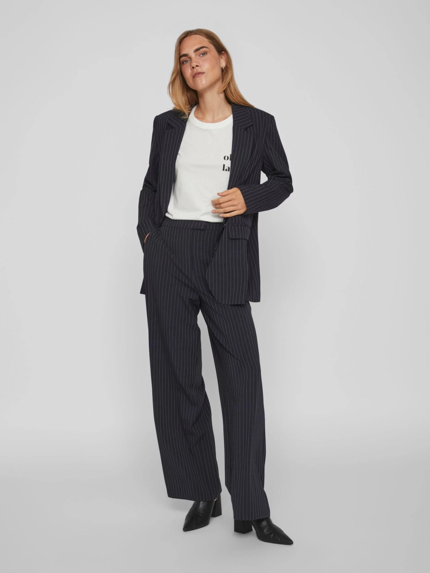 Vila Bandplooibroeken Loosefit Bandplooibroek Tipa Dames Navy 7 Vila Bandplooibroeken Loosefit Bandplooibroek Tipa Dames Navy - Afbeelding 5