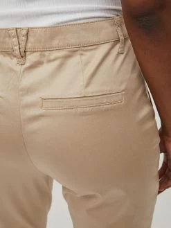 Vila Chinos Tapered Chino Dames Beige -Vila cd016b932acd14a46ea8bb3fbbfbfb42