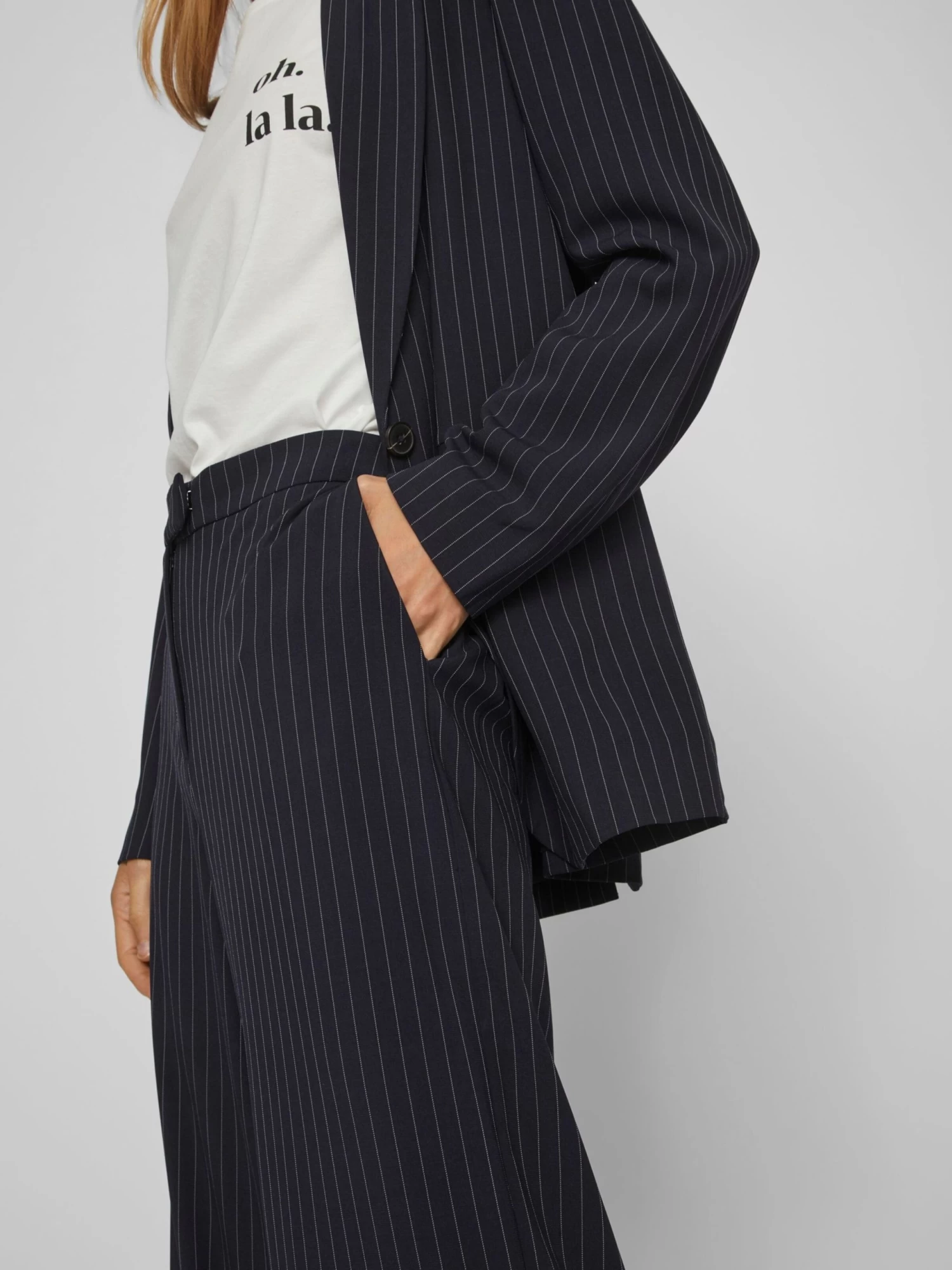 Vila Bandplooibroeken Loosefit Bandplooibroek Tipa Dames Navy 9 Vila Bandplooibroeken Loosefit Bandplooibroek Tipa Dames Navy - Afbeelding 7