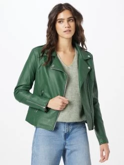 Vila -Vila e954ac1d20164bcf398efa505b618883