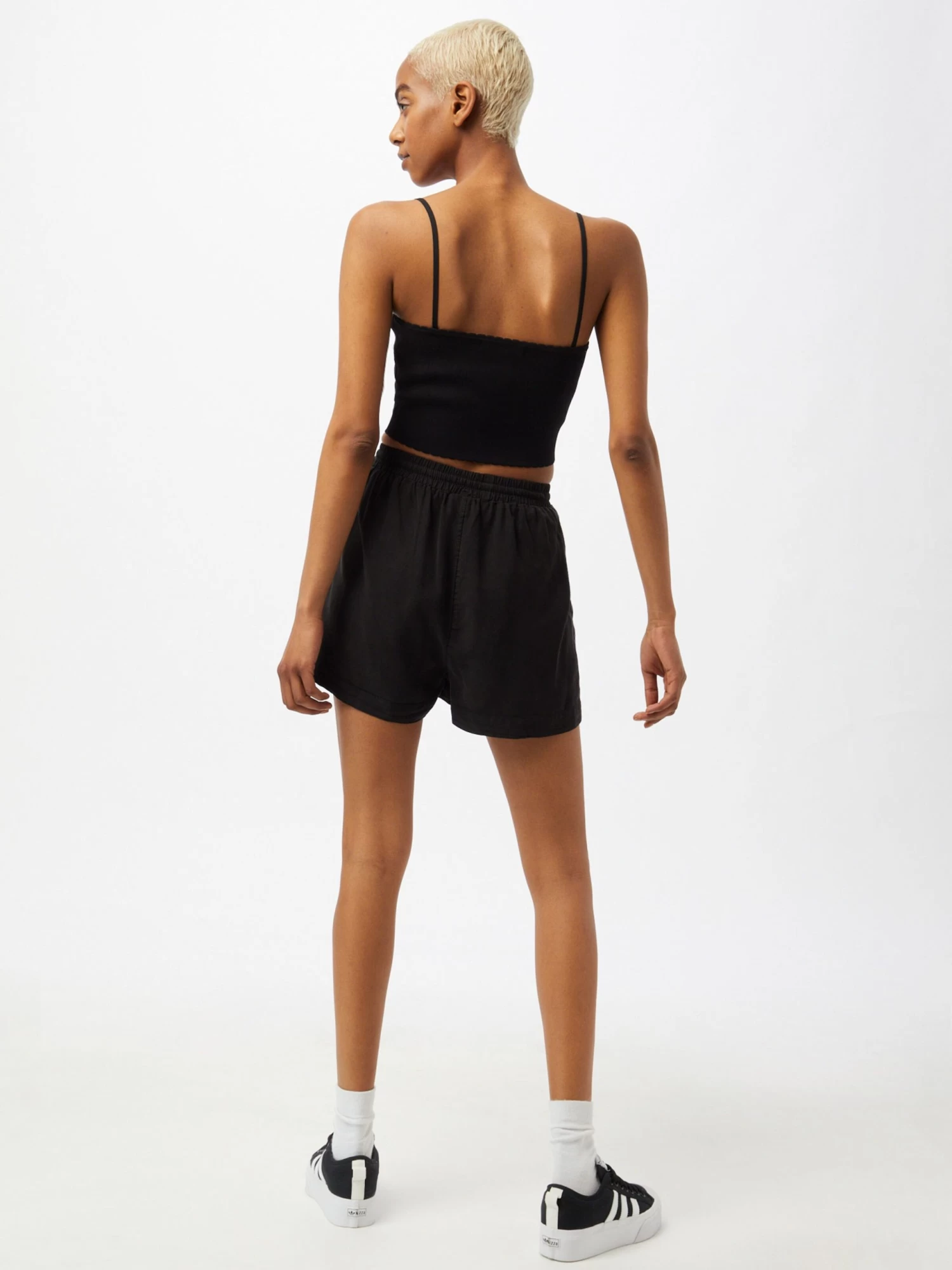 Vila Shorts Regular Broek Dames Zwart 5 Vila Shorts Regular Broek Dames Zwart - Afbeelding 3